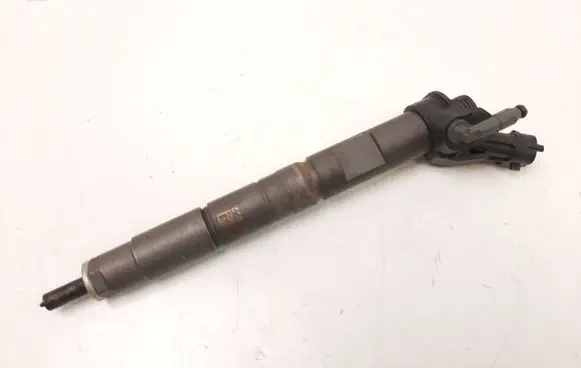 Toyota Auris 150 Fuel injector 2367033060 0445116044 10061803362