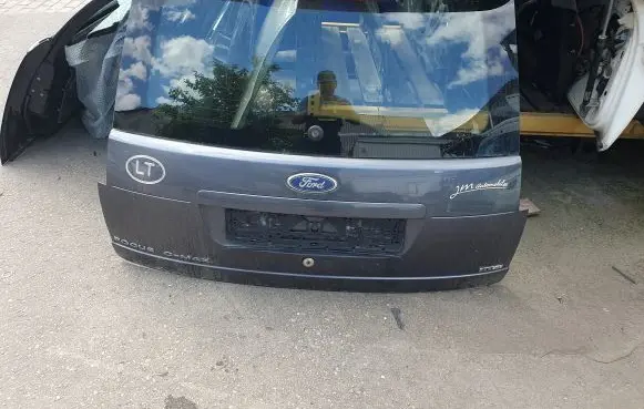 Ford Focus C-MAX Tailgate/trunk/boot lid
