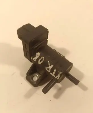Nissan X-Trail T31 Turbo solenoid valve 8200762597