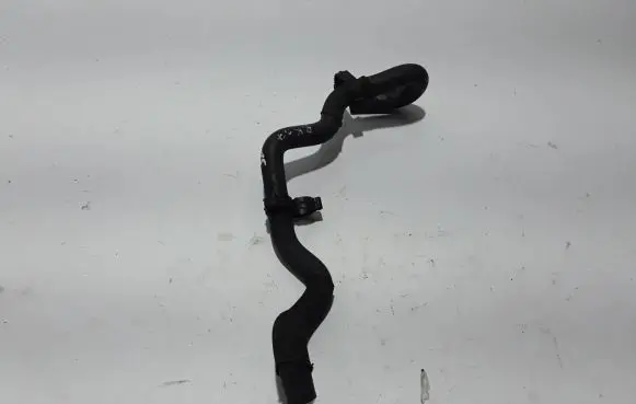 Land Rover Range Rover L322 Engine coolant pipe/hose JHB501760