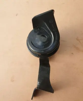 Audi A6 S6 C7 4G Horn signal 4G0951223