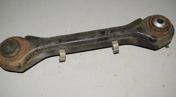 BMW 1 E81 E87 Rear upper control arm/wishbone 6763473