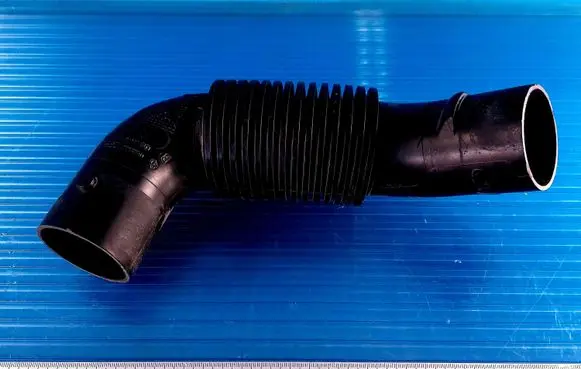Peugeot 208 Air intake duct part 9670851780