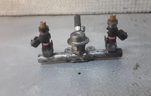 Subaru Forester SH Fuel injectors set 