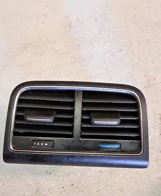 Audi A4 S4 B8 8K Rear air vent grill 8K0819203D
