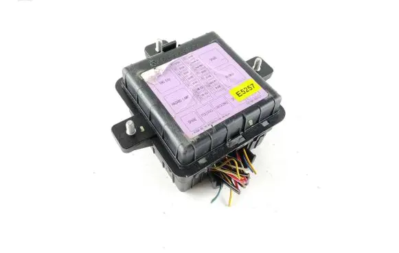 SsangYong Actyon Fuse module 8216032121 E5257