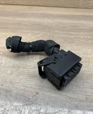 Mercedes-Benz E W211 Plug wire 1928405064