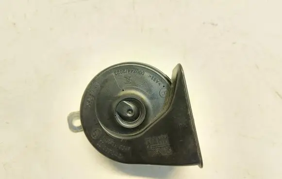 Volkswagen PASSAT B9 AUX in-socket connector 3J0951206JLK01