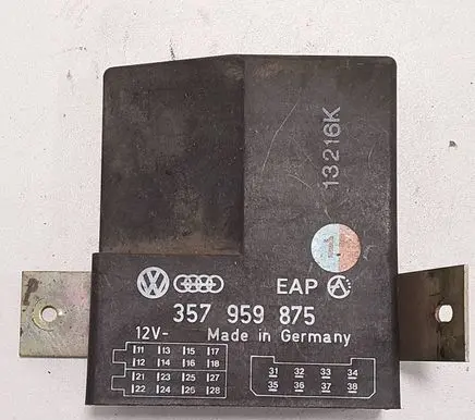 Volkswagen PASSAT B3 Other control units/modules 357959875