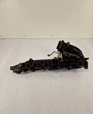 BMW 5 F10 F11 Intake manifold 851136301