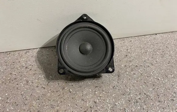 BMW 5 F10 F11 Panel speaker 8715683 65138715683