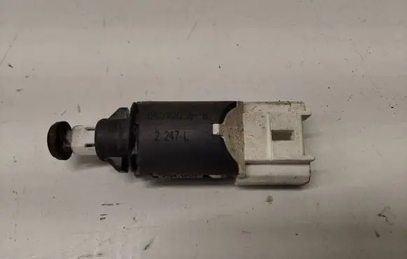 Renault Megane II Brake pedal sensor switch 8200168240