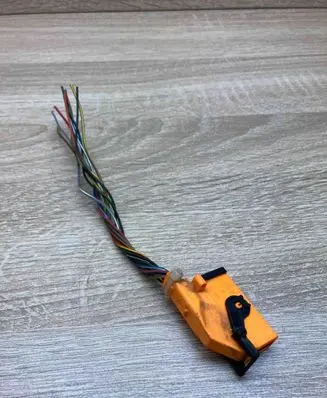 Volkswagen PASSAT B4 Plug wire 701972515 701972518