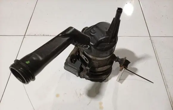 Citroen C4 Grand Picasso Power steering pump 9685418680