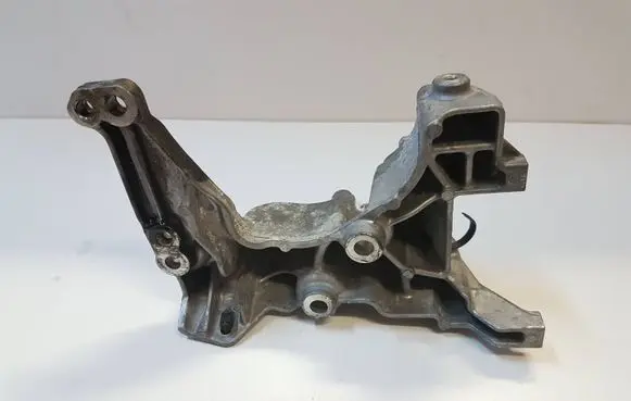 Citroen C3 Aircross Generator/alternator bracket 9808696680