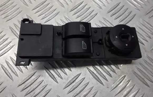Ford Focus Electric window control switch 37M5T14529