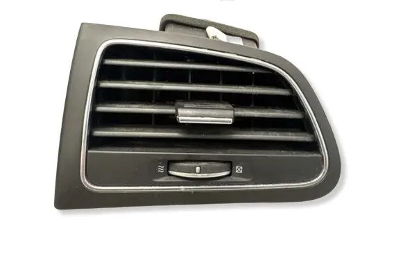 Renault Mégane Renault Sport III (IV Based) Dashboard side air vent grill/cover trim 687616298R