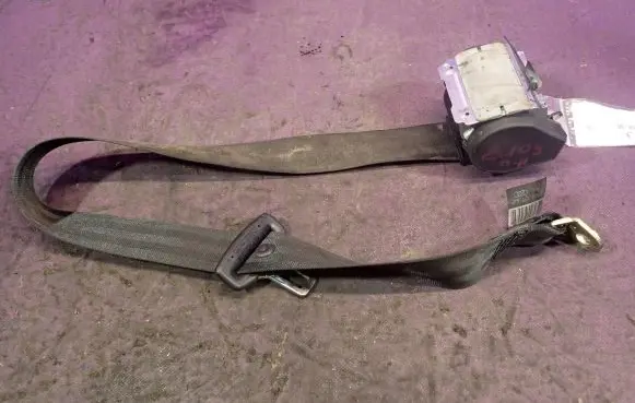Audi A6 Allroad C5 Front seatbelt 4F0857805E