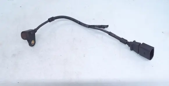 Skoda Octavia Mk1 (1U) Crankshaft speed sensor 9305940 ABE045906433 045906433