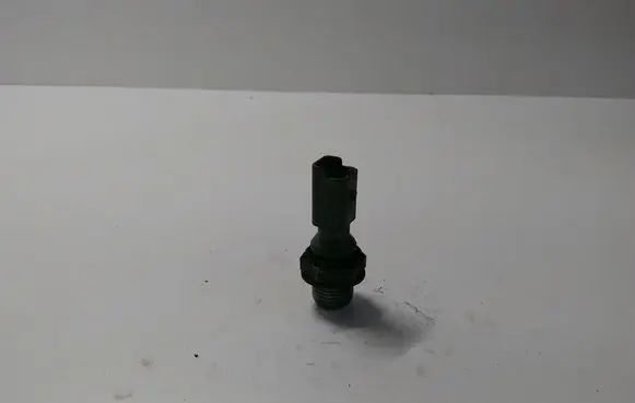 Citroen C5 Oil pressure sensor 963299