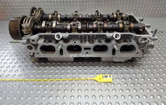 Toyota Corolla E120 E130 Engine head 3ZZ