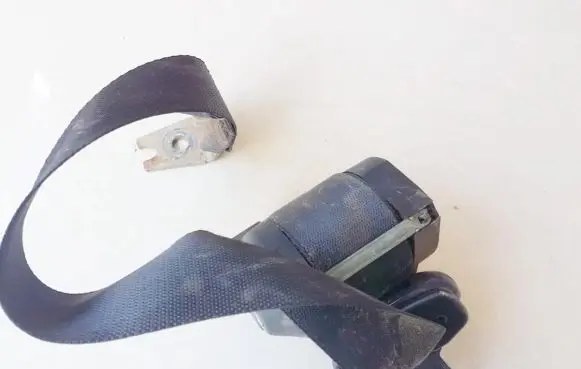 Ford Mondeo Mk III Rear seatbelt 1s71n611b69a 1s71-n611b69-a