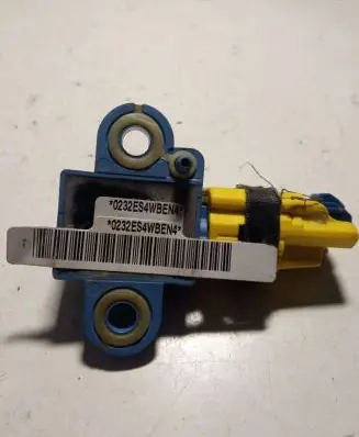 Volkswagen Golf V Airbag deployment crash/impact sensor 1K0955557A