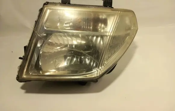 Nissan Navara D40 Headlight/headlamp 26060EB30B