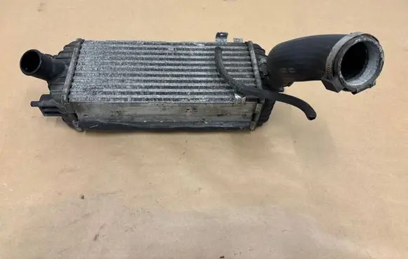 Hyundai i40 Intercooler radiator 202742A540 151030