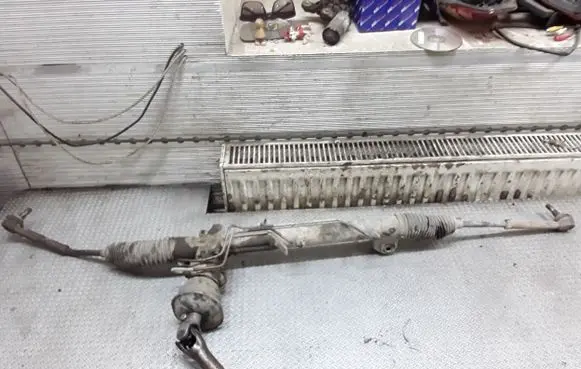 Steering rack