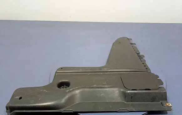 Volkswagen PASSAT CC Front underbody cover/under tray 3Q0825101A