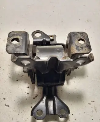Citroen C-Crosser Engine mount bracket 3MN184344