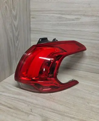 Peugeot 2008 I Rear/tail lights 9678074380