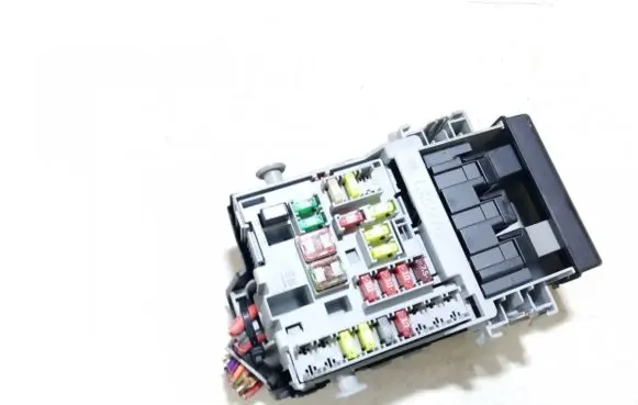 Fuse box set