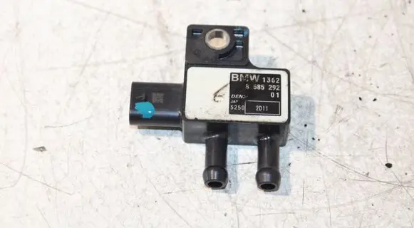 BMW 5 G30 G31 G38 Exhaust gas pressure sensor 8585292