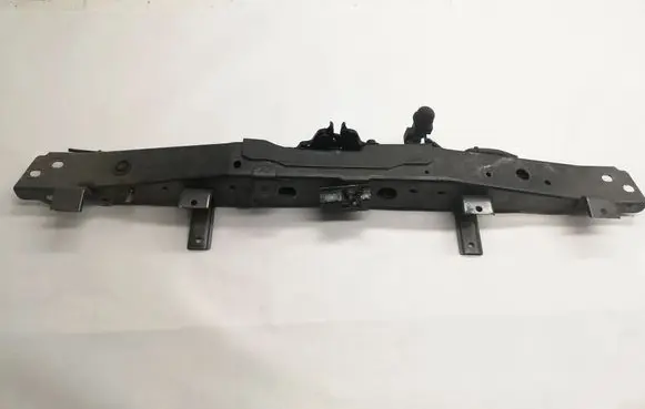 Nissan Qashqai Top upper radiator support slam panel