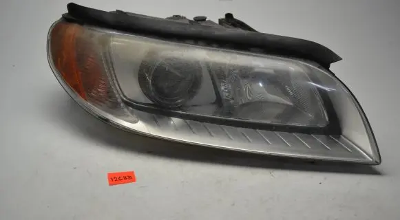 Volvo S80 Headlight/headlamp 30796136 6334200000