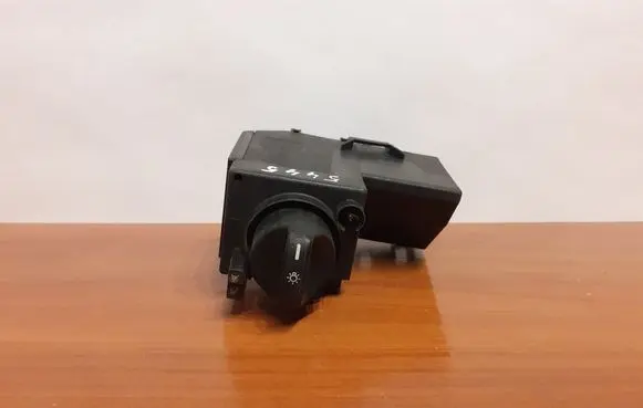 Mercedes-Benz E W210 Light switch 2105451104 5445