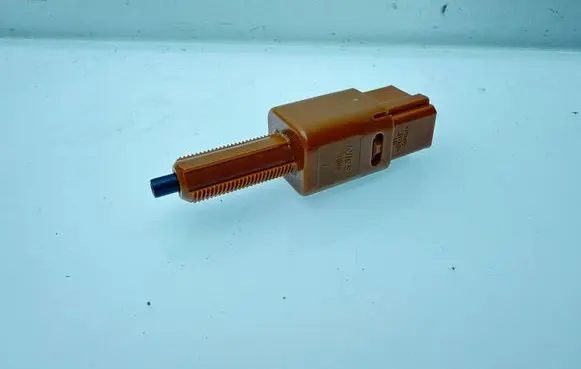 Nissan Juke II F16 Brake pedal sensor switch 25624MD