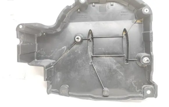 Toyota Yaris XP210 Other trunk/boot trim element 58415K0010