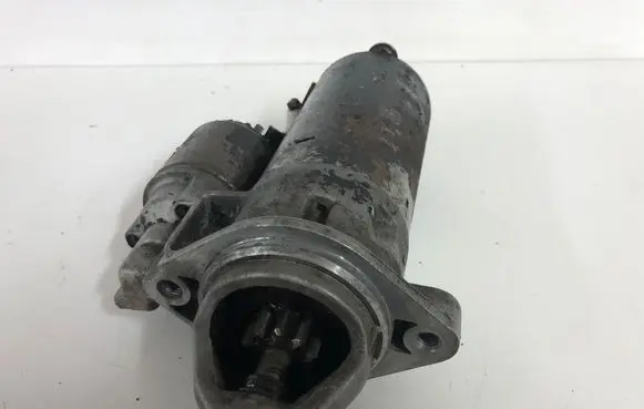 BMW 5 E34 Starter motor