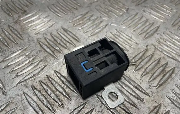 Mercedes-Benz C W205 Fuse 000000006984