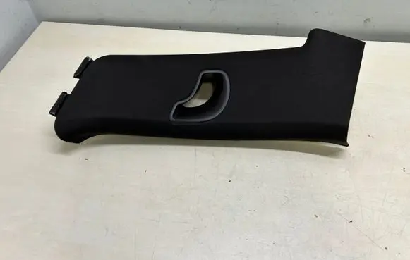 Porsche Cayenne (92A) (C) pillar trim 7P5867242M
