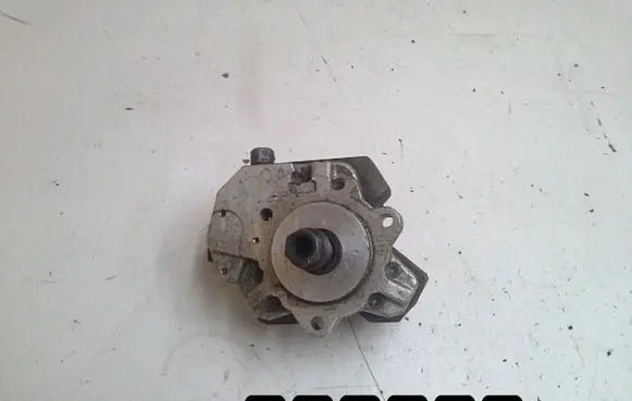 BMW 7 E65 E66 Fuel injection high pressure pump 0445010126