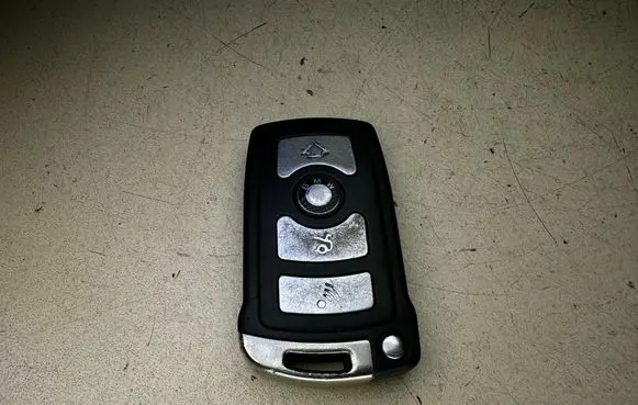 BMW 7 E65 E66 Ignition key/card 6947145 868