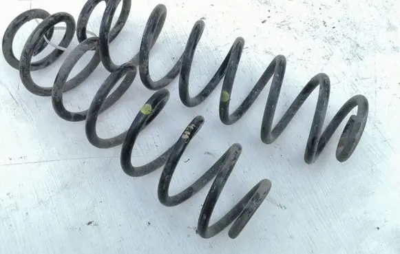 Toyota Camry VIII XV70 Rear coil spring 4823106A60