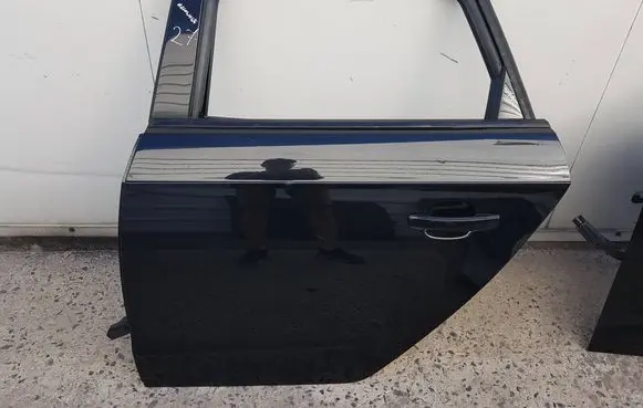 Audi A3 S3 8V Rear door