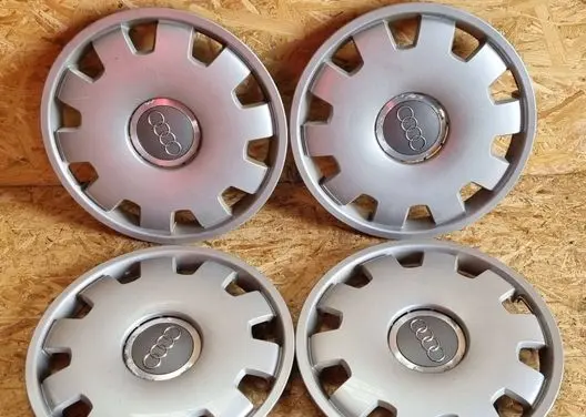 Audi A4 S4 B7 8E 8H R16 wheel hub/cap/trim 4B0601147D