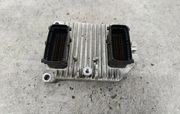 Opel Tigra B Engine control unit/module ECU 