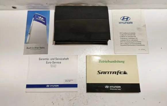 Hyundai Santa Fe Owners service history hand book 